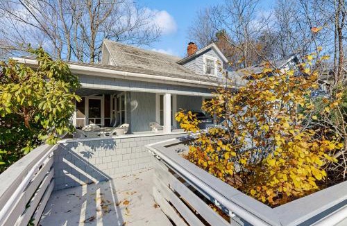 Seal Harbor House | Ledgewood 7