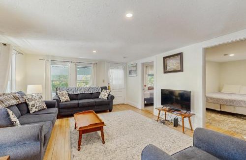 Seal Harbor House | Ledgewood 7