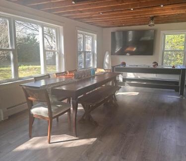 Lee House | Lee Manor