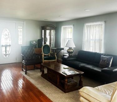 Lee House | Lee Manor