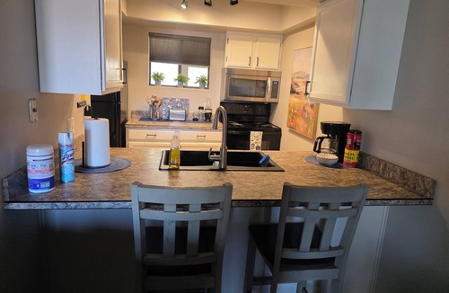 Helena Condo | Lee's Helena Hideout