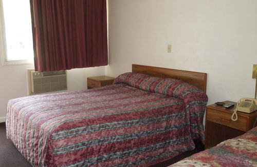 Edison Hotel | Lee's Motel