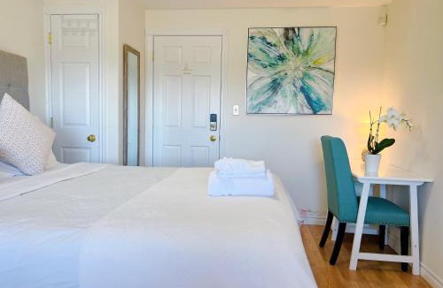 Stratford Bed & Breakfast | Lee's Ocean Peek B & B