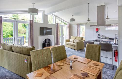 Hoddesdon Resort | Lee Valley