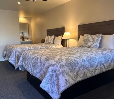 Lee Vining Hotel | Lee Vining Motel