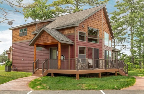 Walker Cabin | Leech Lake Cabin/Modern, Clean, Comfortable