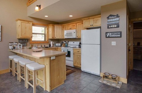 Walker Cabin | Leech Lake Cabin / Modern, Clean, Comortable