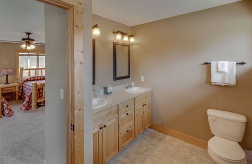 Walker Cabin | Leech Lake Cabin / Modern, Clean, Comortable