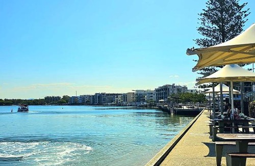 Caloundra House | Leeding Shores