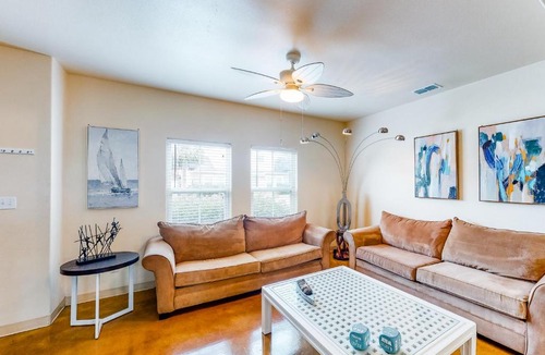 Corpus Christi House | Leeward Bay 15014