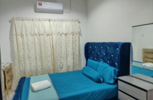Seri Kembangan House | Leeza Homestay
