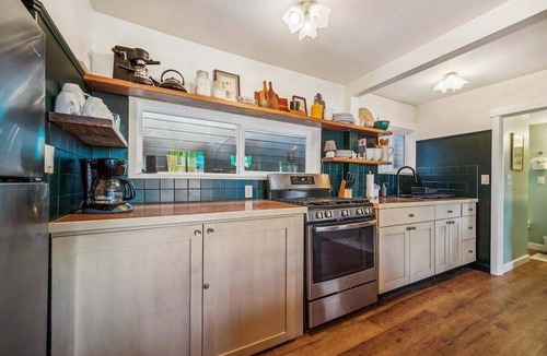 Tolovana Park House | Left Coast Hideaway - New Listing!