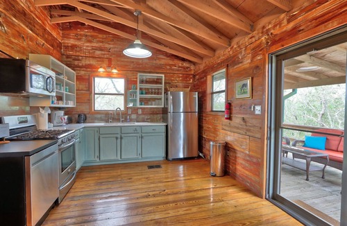 Driftwood House | Left Fork- Private pool, fire pits, stargazing