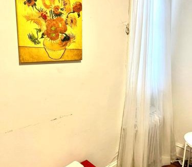 Mantua Apartment | Legacy - Spring Garden University City