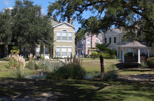 Gulfport Apartment | Legacy Villa 0304