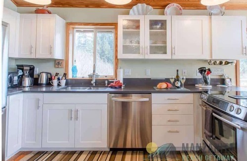 Neahkahnie Beach House | Legasea on the Pond