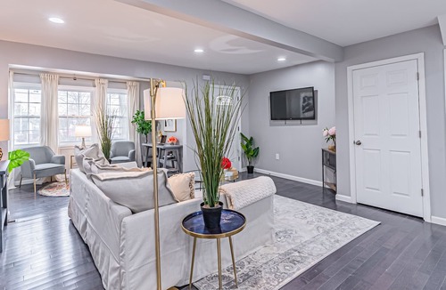 Scotch Plains House | Legendary BnB (Sleeps 11)