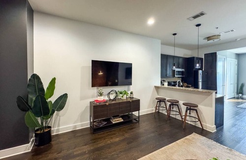 West End Condo | Legends Loft near Vandy, Walk to Centennial Park, 10 min to Broadway