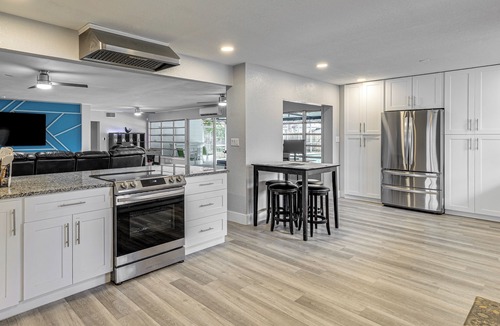 Winter Haven Cottage | Legoland & Lakes Pool Home Pet Friendly
