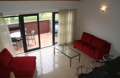 Leigh Apartment | Leigh Apartments