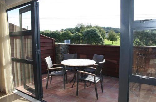 Leigh Apartment | Leigh Apartments