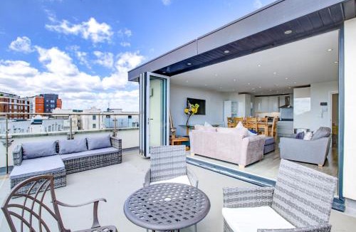 Leigh-on-Sea House | leigh Penthouse Apartment