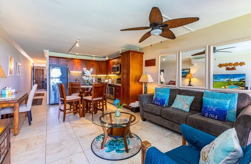 Kihei Condo | Leinaala Oceanfront #302 Panoramic Ocean Front View, A/C Great Location, Pool