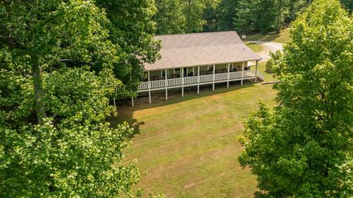 Franklin House | Leipers Fork Home on 12 Private Acres near Franklin and Nashville