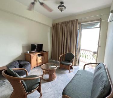 Taman Tanjung Hotel | Leisure Homestay Glory beach