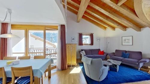 Silvaplana Apartment | Lejin 18