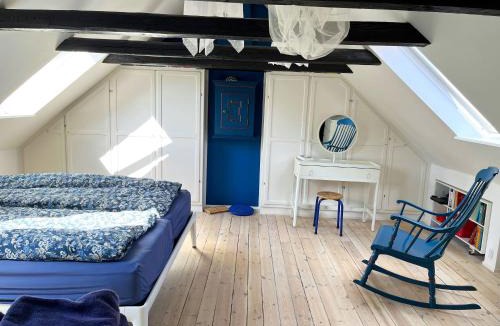 Copenhagen Apartment | Lejlighed i to etager i top-hyggeligt københavnsk kvarter tæt på offentlig transport