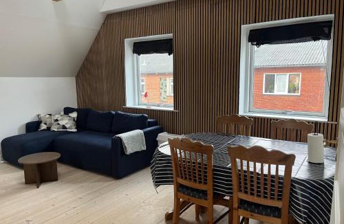 Herning Apartment | Lejlighed med højt til loftet