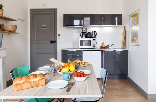 Opera Apartment | LEMON - LES COCONS - Studio Apartment, Sleeps 2