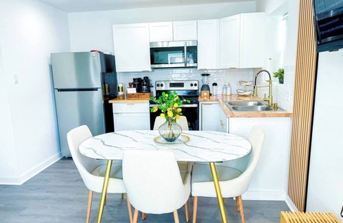 Odessa Apartment | Lemon Luxury Apartment - 7PPL I Top - BBQ - Parking
