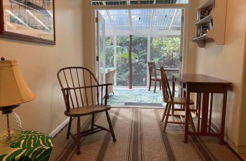Mountain View Apartment | Lemon Tree Lanai