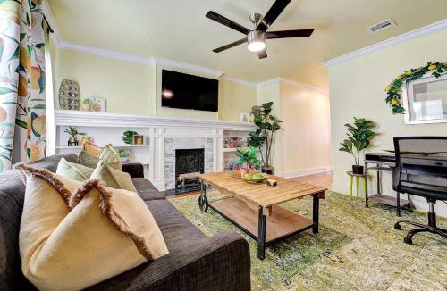 Central Oklahoma City Apartment | Lemonade Lodge