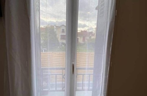 Pierrefitte-sur-Seine House | Lena's townhouse