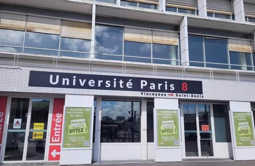 Pierrefitte-sur-Seine House | Lena's townhouse