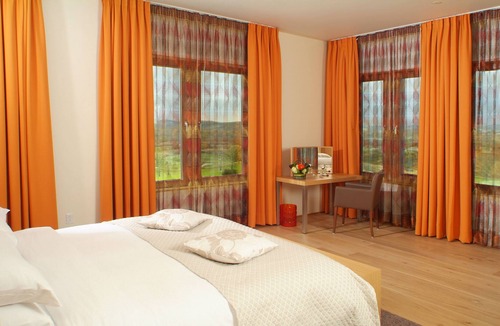 Ford City Hotel | Lenape Heights Golf Resort