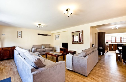 Knockerdown Apartment | Lendow Cottage Near Ashbourne