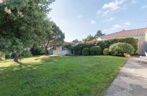 Prefailles House | Lenerie - 800m plage - Wifi - Parking