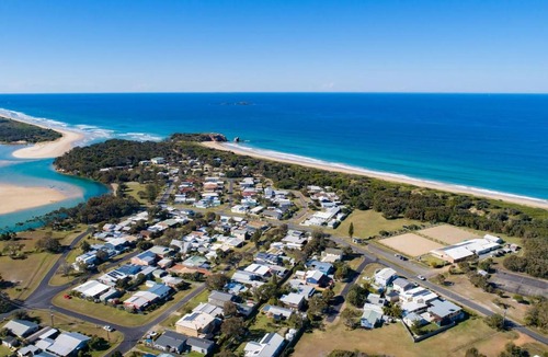 Red Rock House | Lens Retreat