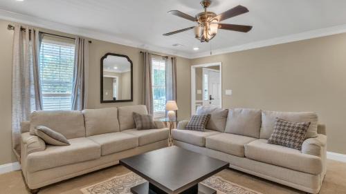 Bel Alton Villa | Leo Farm Villa - Beautiful Country Retreat