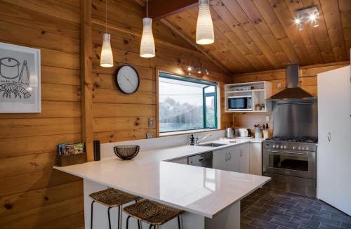 Lynmore House | Leo's Place