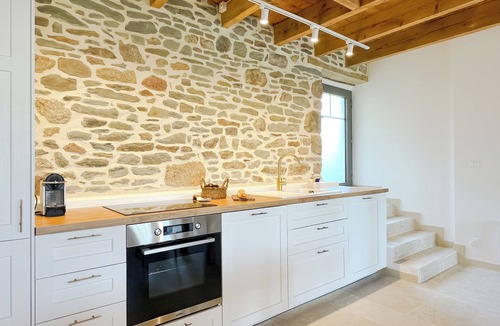 Saint-Georges-de-Grehaigne House | Leon's House