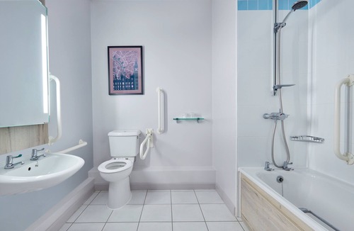 Fairfield Hotel | Leonardo Hotel London Croydon