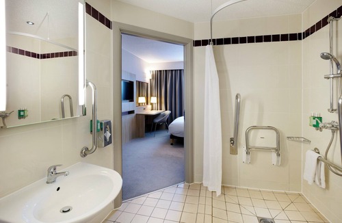 Watford Town Centre Hotel | Leonardo Hotel London Watford