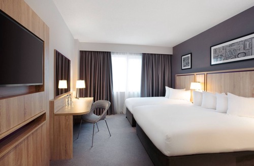 Watford Town Centre Hotel | Leonardo Hotel London Watford