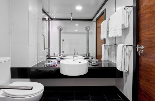 Tower Hill Hotel | Leonardo Royal London Tower Bridge