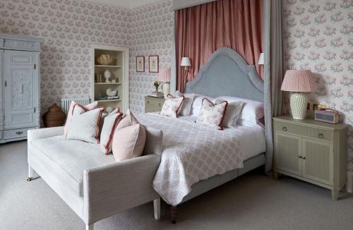 Staplefield Hotel | Leonardslee House at Leonardslee Lakes & Gardens